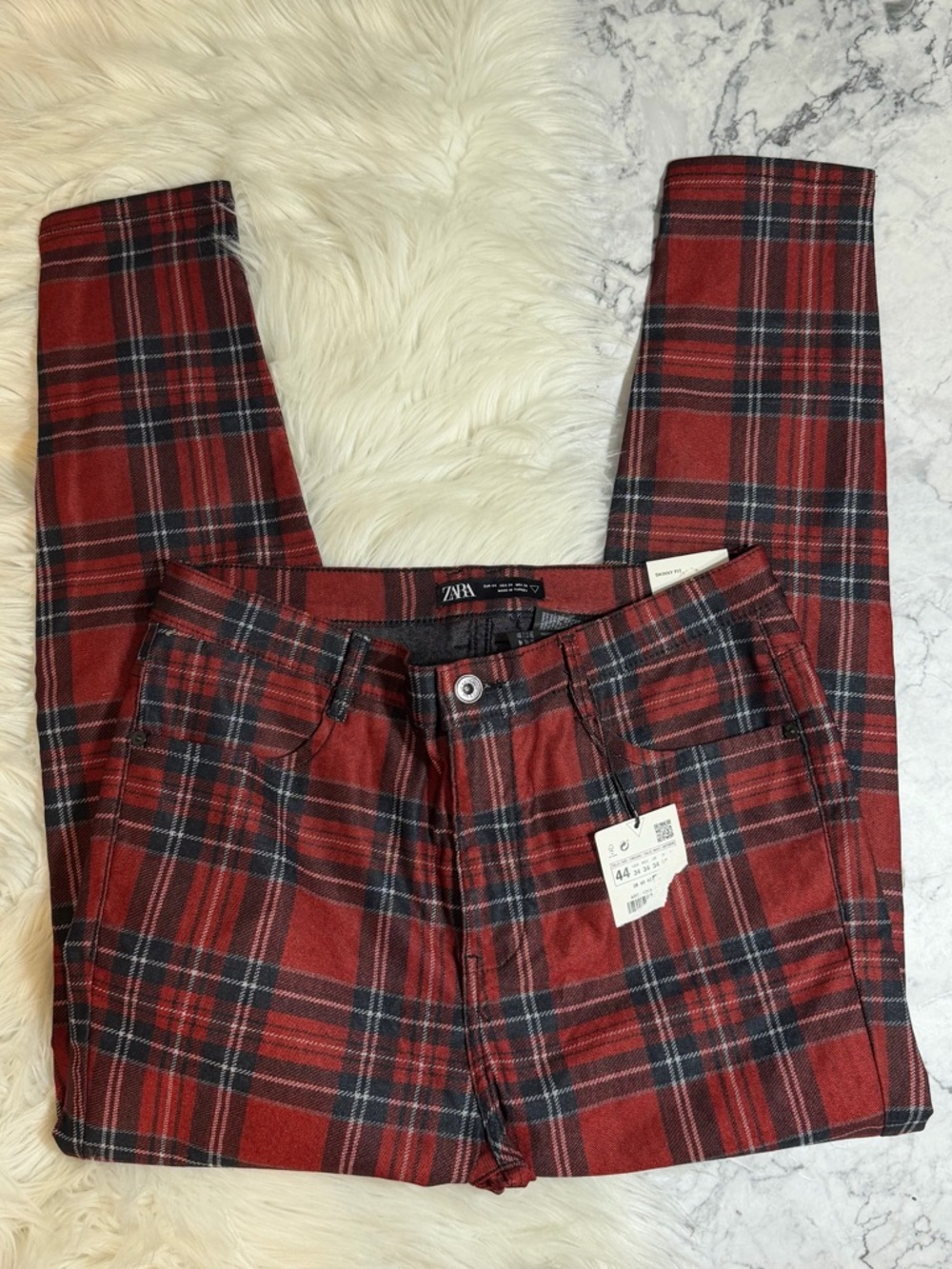 Zara men's plaid tartan skinny pants in size 44/34